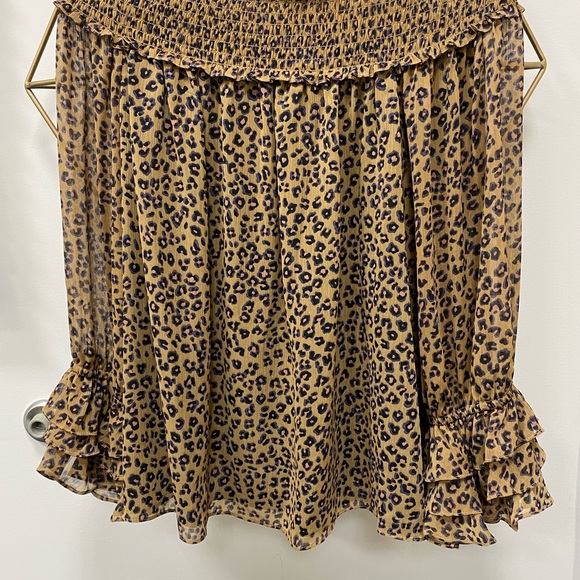 Cece Leopard Print Off the Shoulder Ruffle Blouse - Picture 2 of 5